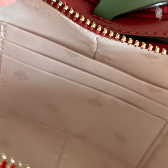 NWT - Kate Spade - Honey Crisp Red Apple Wicker Crossbody Bag - Picture 10 of 13